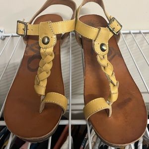 OTBT Yellow Leather Braided Sandals